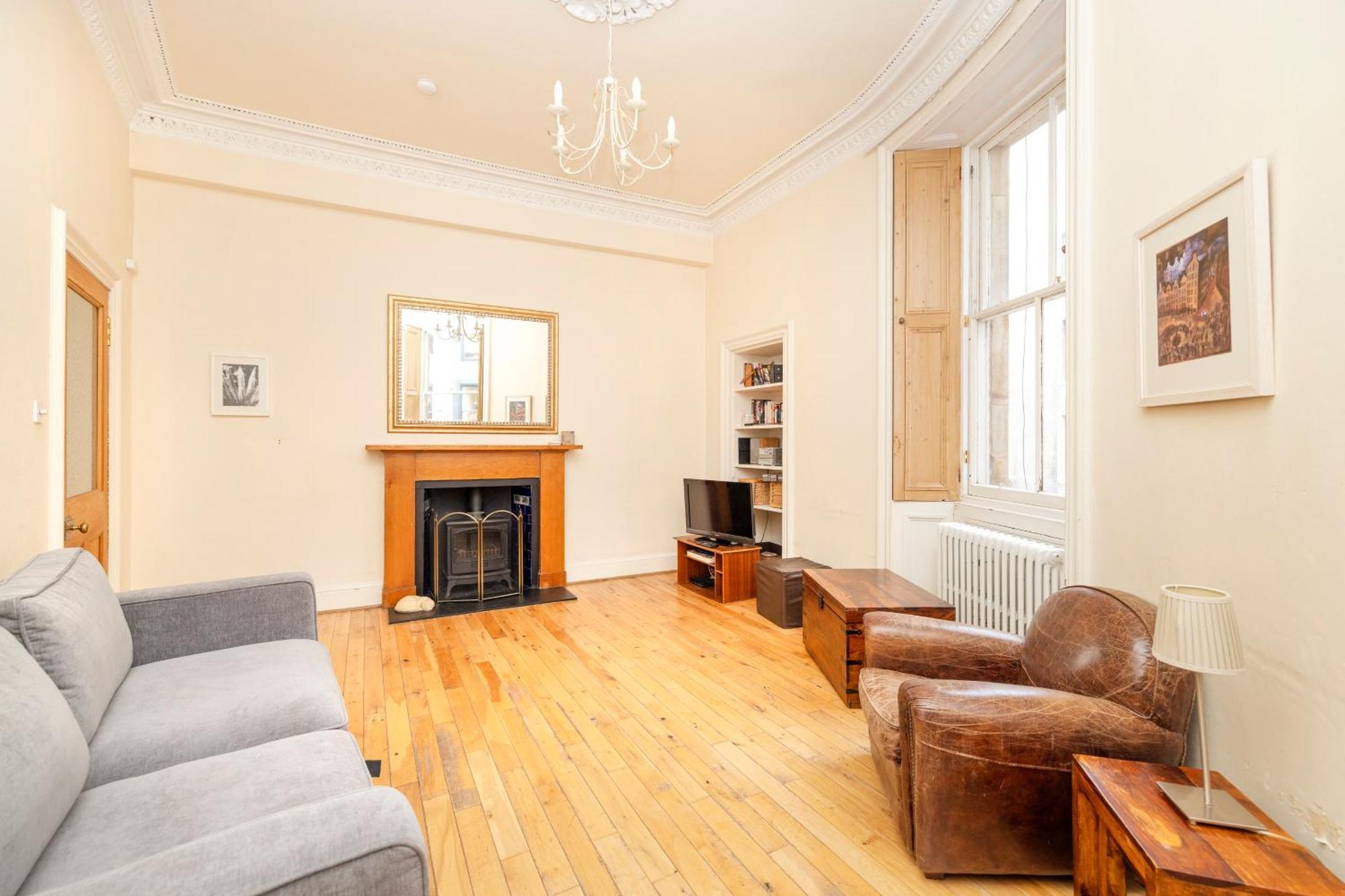 Joivy Charming Flat Near St Giles Apartment EDI