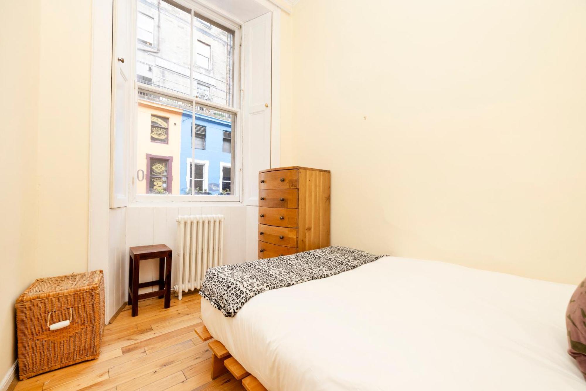 Joivy Charming Flat Near St Giles Apartment EDI